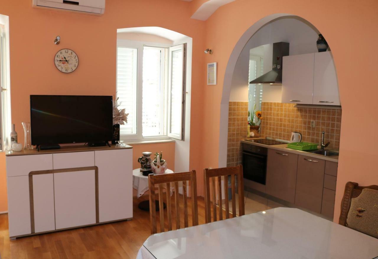 Apartment Ana Split Buitenkant foto